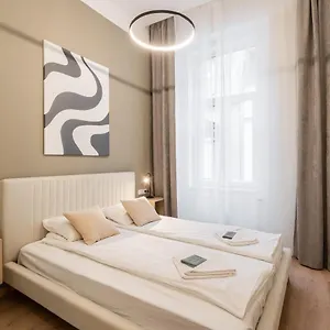 N36- Boutique Apartments, Location, By Bqa דירה