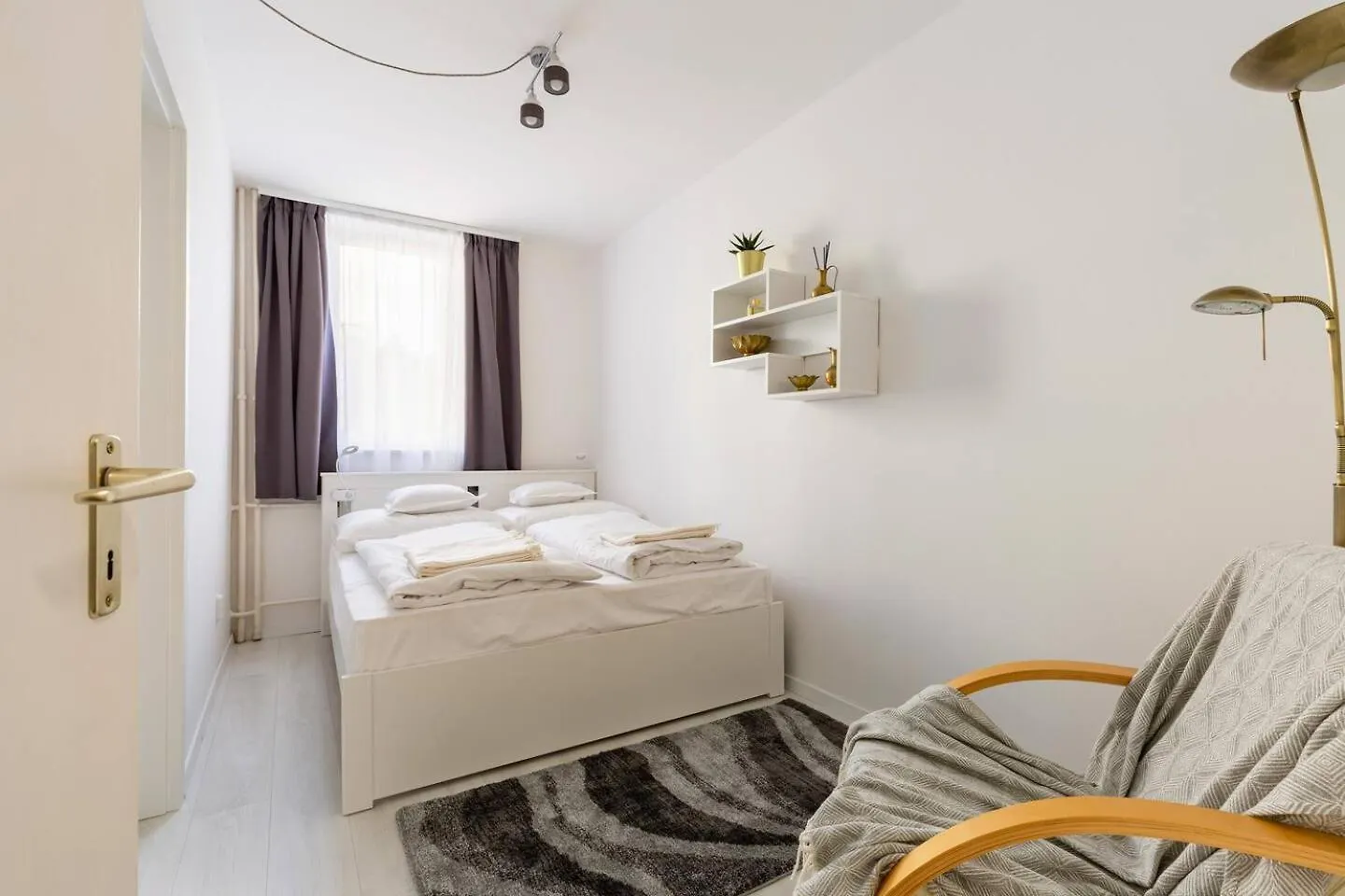 Flat White Apartment Budapest